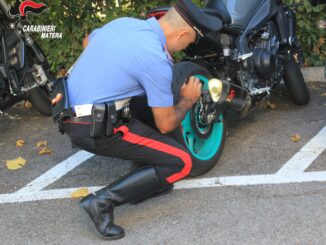 matera: fugge all’alt dei carabinieri e semina il panico tra gli automobilisti. rintracciato e denunciato all’autorità giudiziaria. 24 29 agosto 2023 radio laser news matera potenza puglia basilicata