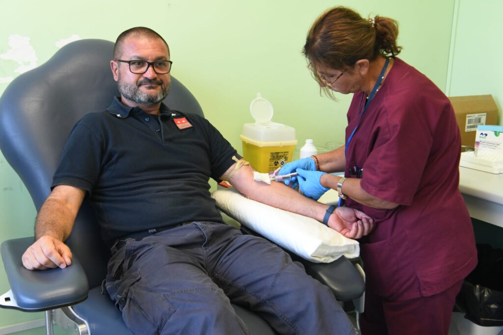 Taranto, 23 agosto 2023 – Donazione del sangue: prosegue l’impegno della Marina Militare. donazione