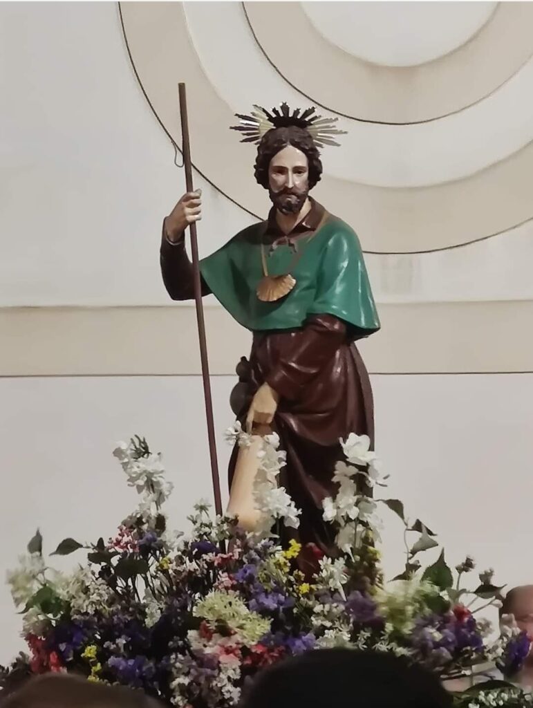 PISTICCI. L'INNOCENZA RENDE OMAGGIO AL PROTETTORE: S.ROCCO PORTATO IN PROCESSIONE DAI RAGAZZI l'innocenza