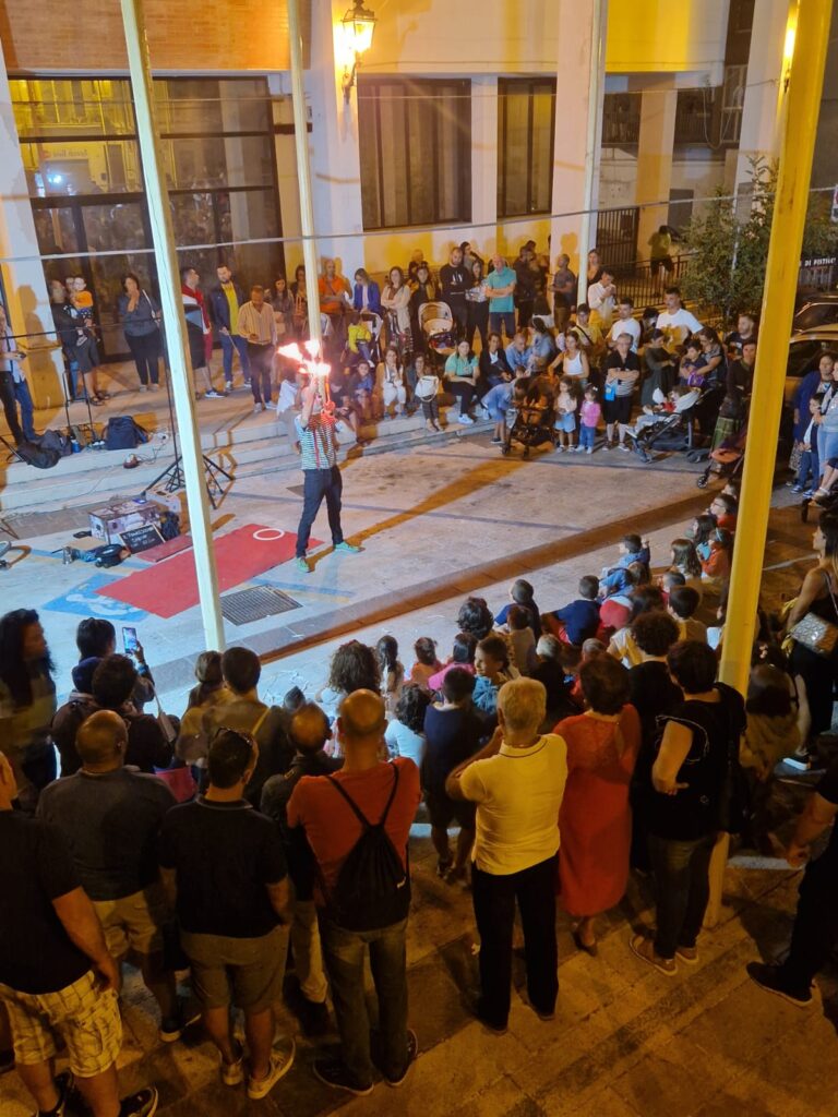 PISTICCI. L'INNOCENZA RENDE OMAGGIO AL PROTETTORE: S.ROCCO PORTATO IN PROCESSIONE DAI RAGAZZI l'innocenza