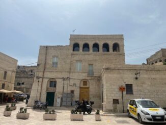 avviso comunale per la concessione in uso gratuito del complesso confiscato alla criminalità nei sassi