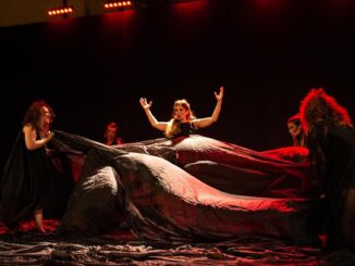 sabato 26 agosto - troiane, figlie di un dio minore? per il progetto teatri a sud di astràgali teatro a cavallino