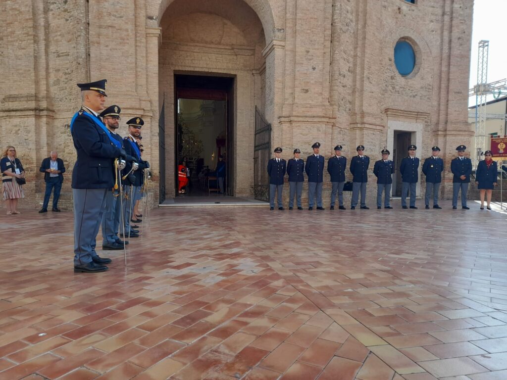 LA POLIZIA DI STATO HA CELEBRATO OGGI A POMARICO SAN MICHELE ARCANGELO Polizia