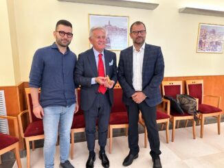 solidarietà dell'amministrazione comunale all'ambasciatore italiano in marocco 17 da sx amenta valenti e bennardi radio laser news matera potenza puglia basilicata