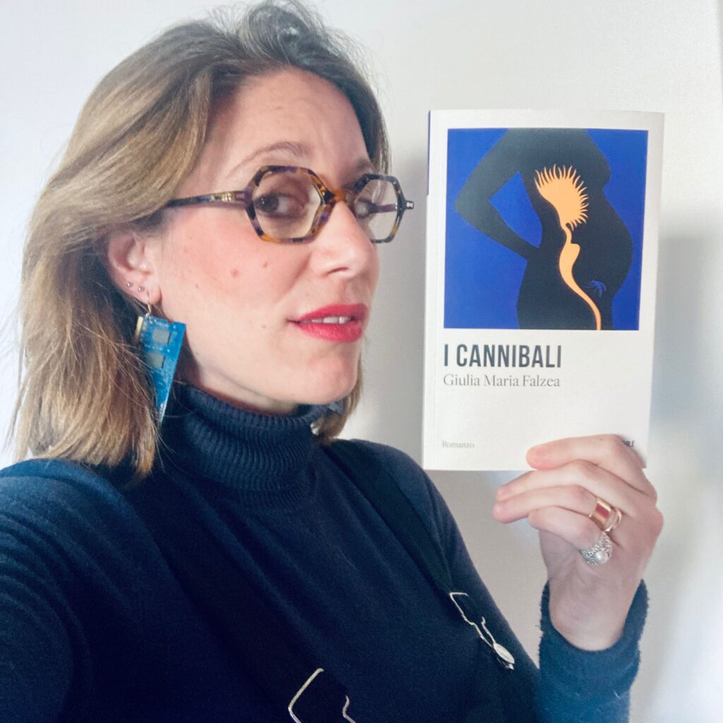 Mercoledì 27 settembre - "I Cannibali" di Giulia Maria Falzea alla Biblioteca Ognibene di Lecce per Agostiniani Libri libri