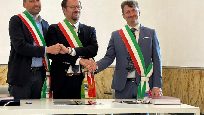La cerimonia con Campo di Giove e Acquaviva delle Fonti