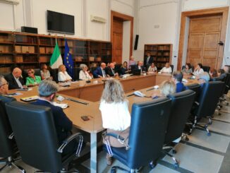 contrasto alla violenza sulle vittime di genere firmato un protocollo d'intesa interistituzionale 28 riunione protocollo per il contrasto alle violenze di genere radio laser news matera potenza puglia basilicata