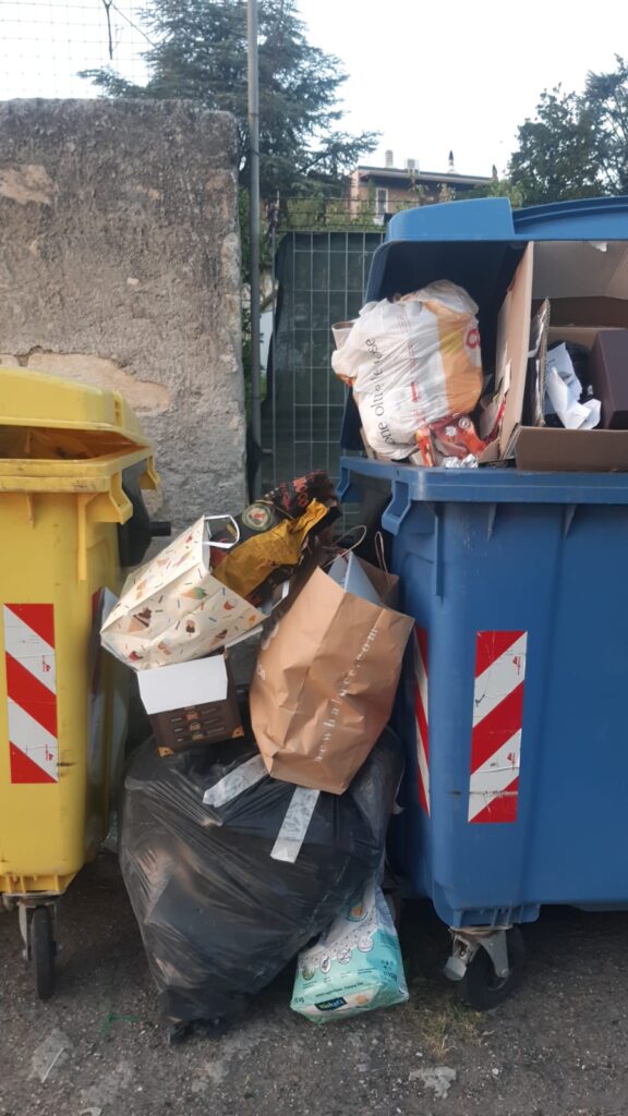 Raccolta rifiuti urbani a Matera. Criticità. Richiesta interventi urgenti per la tutela della salute umana e la sicurezza pubblica.