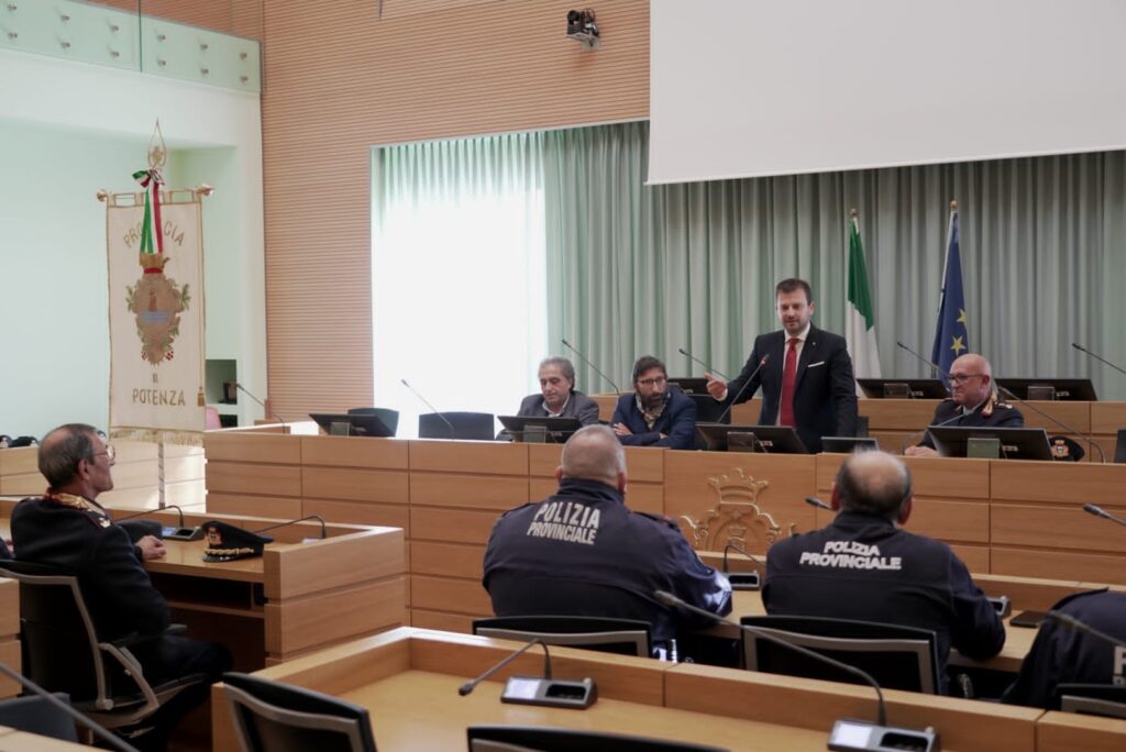 Conferimenti nuovi gradi a Polizia Provinciale polizia