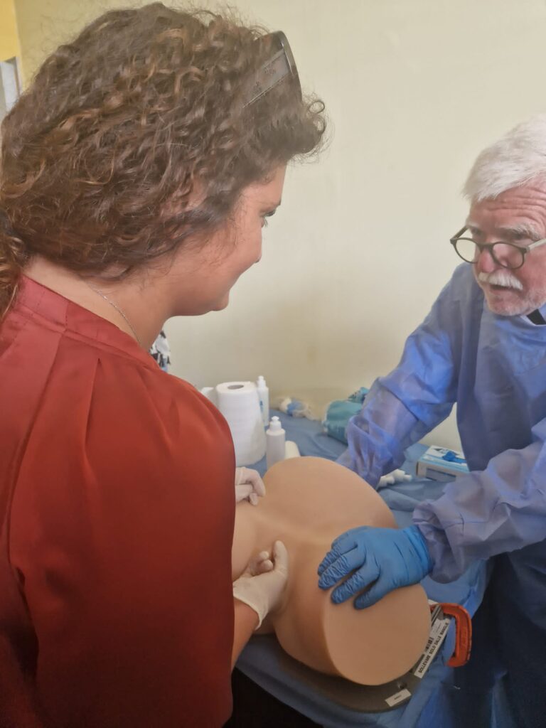 200 PROFESSIONISTI AL CORSO DI FORMAZIONE ASM SU EMERGENZE OSTETRICHE emergenze