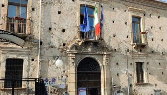 Il municipio di San Mauro Forte
