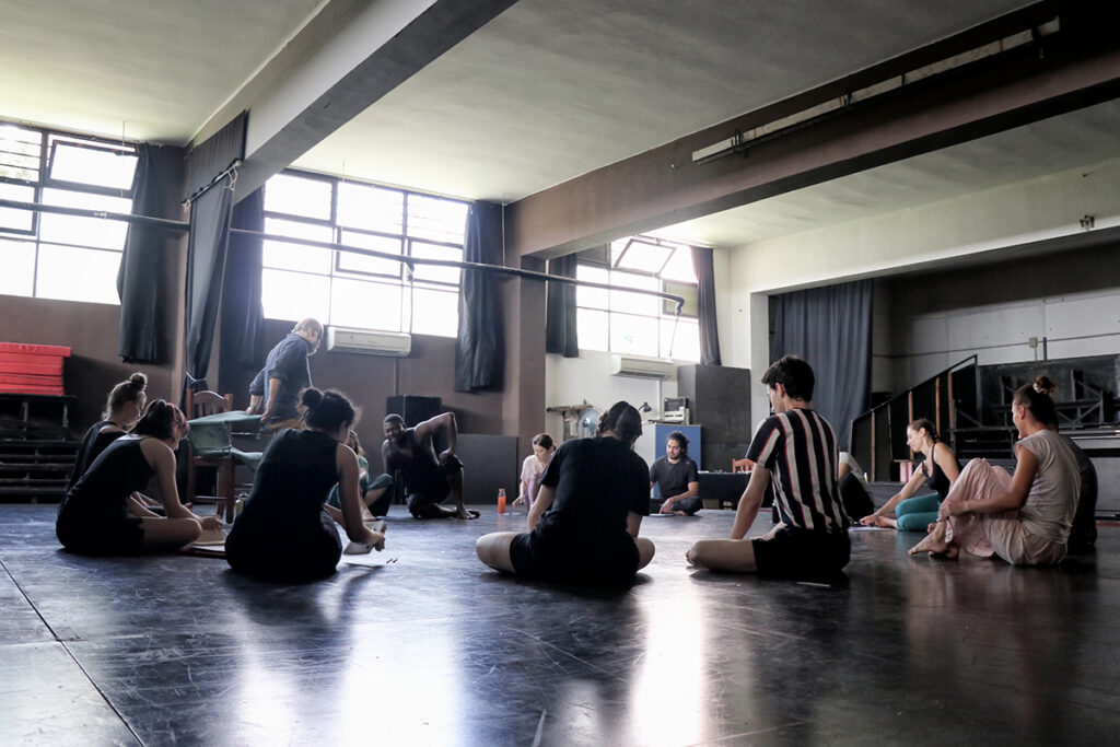 Proseguono le iscrizioni per La scuola degli attori di Astràgali Teatro a Lecce (27/29 ottobre) scuola