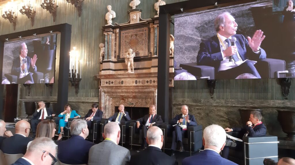 Bardi a Torino: "Bene Zes, ma abbiamo gap secolare su infrastrutture"