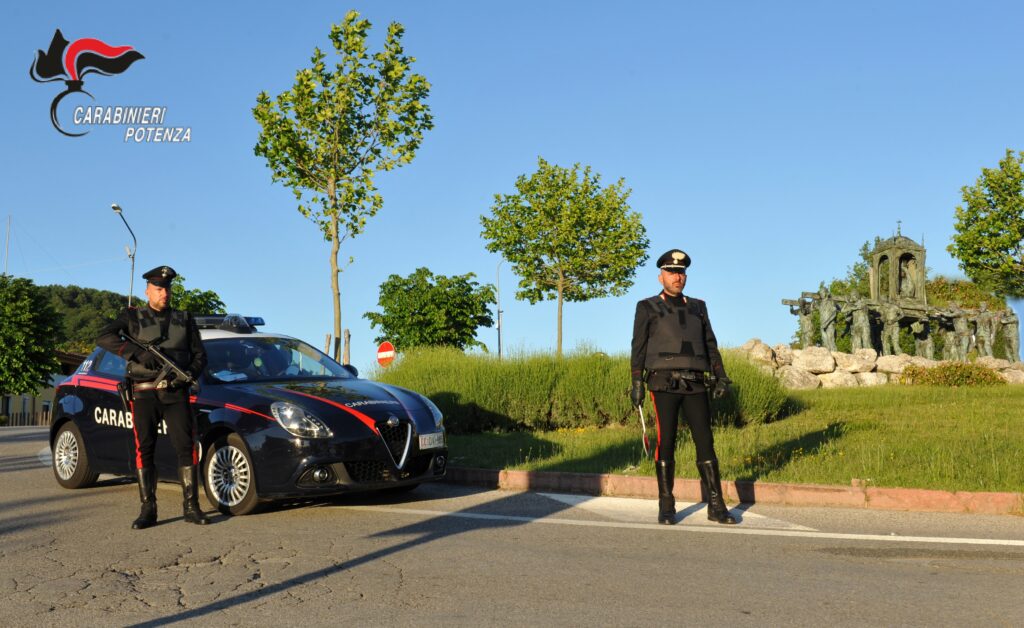 VIGGIANO: CONTROLLI DEI CARABINIERI NEL FINE SETTIMANA. viggiano,carabinieri,controlli