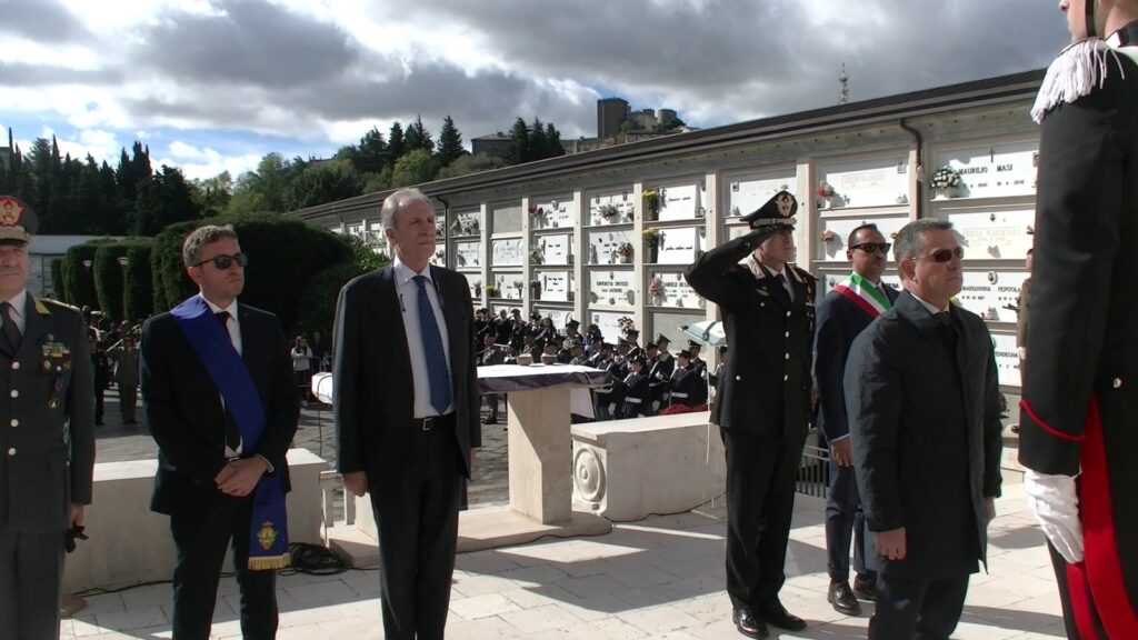 potenza: 2 novembre 2023. cerimonia in onore ai caduti presso il sacrario militare del cimitero monumentale di potenza. cerimonia