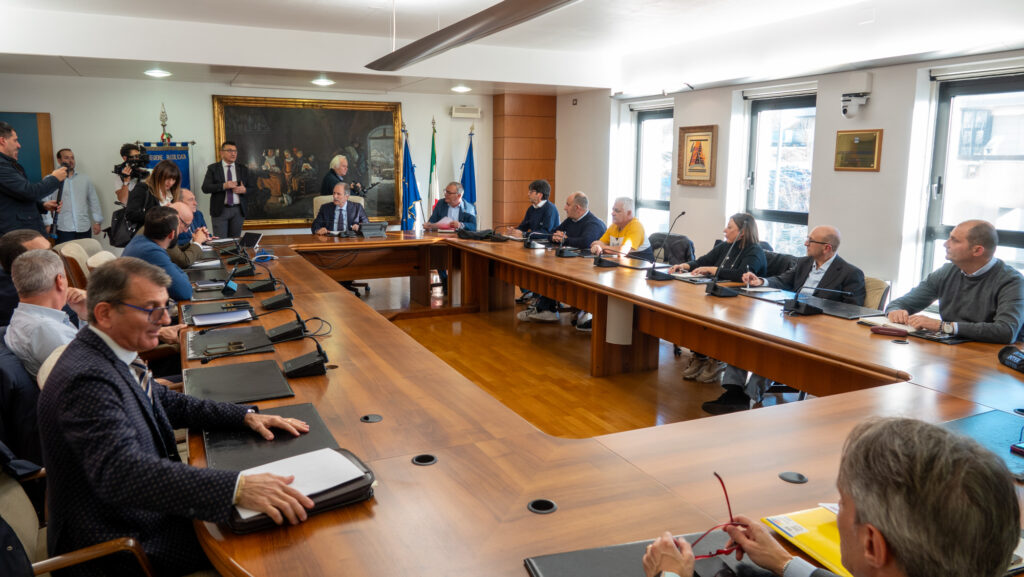 automotive: incontro su area di crisi complessa automotive,crisi