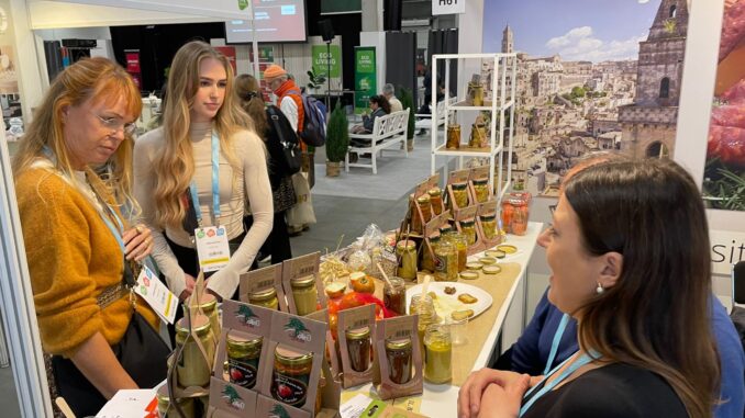 WhatsApp-Image-2023-11-15-at-19.31.18-1 fiera internazionale