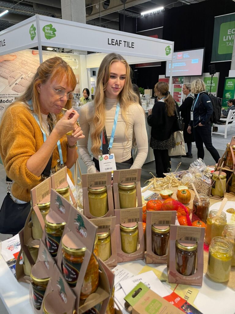 LA MELANZANA ROSSA E IL FAGIOLO BIANCO DOP DI ROTONDA ALLA FIERA INTERNAZIONALE DI MALMO IN SVEZIA melanzana rossa