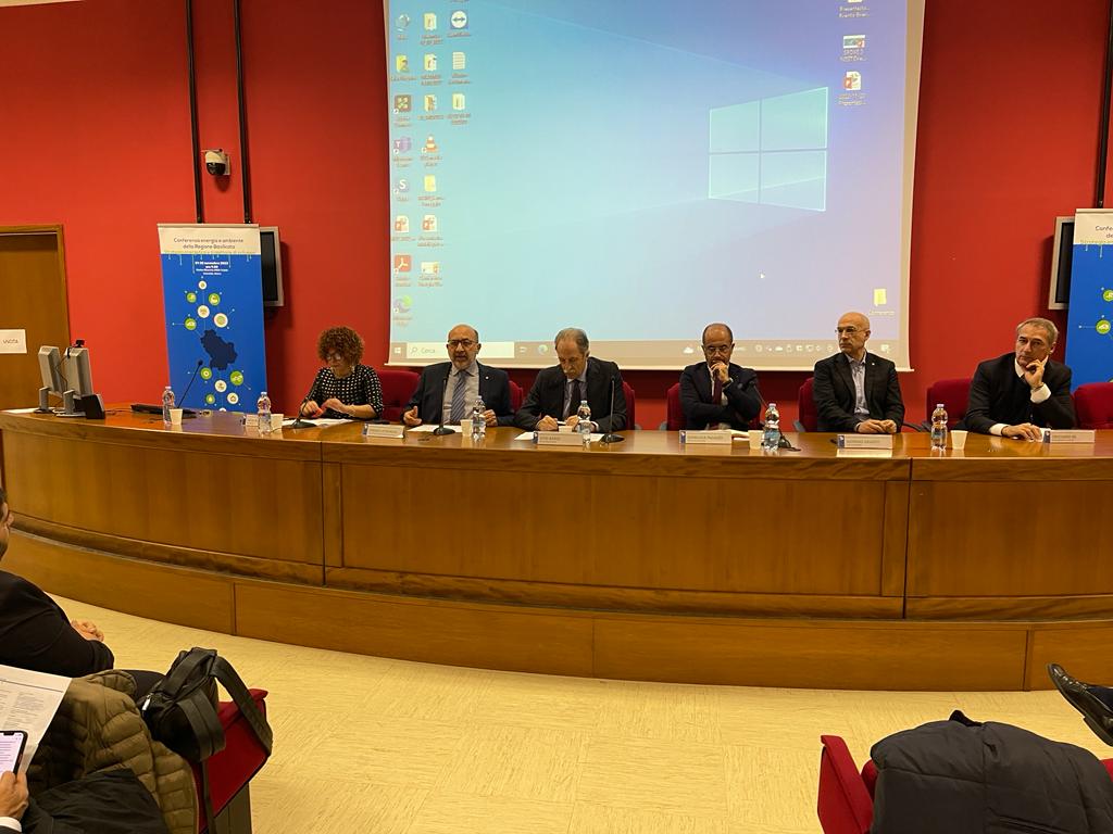 Energia: assessore Latronico su strategie energetiche della Regione Basilicata energia,latronico