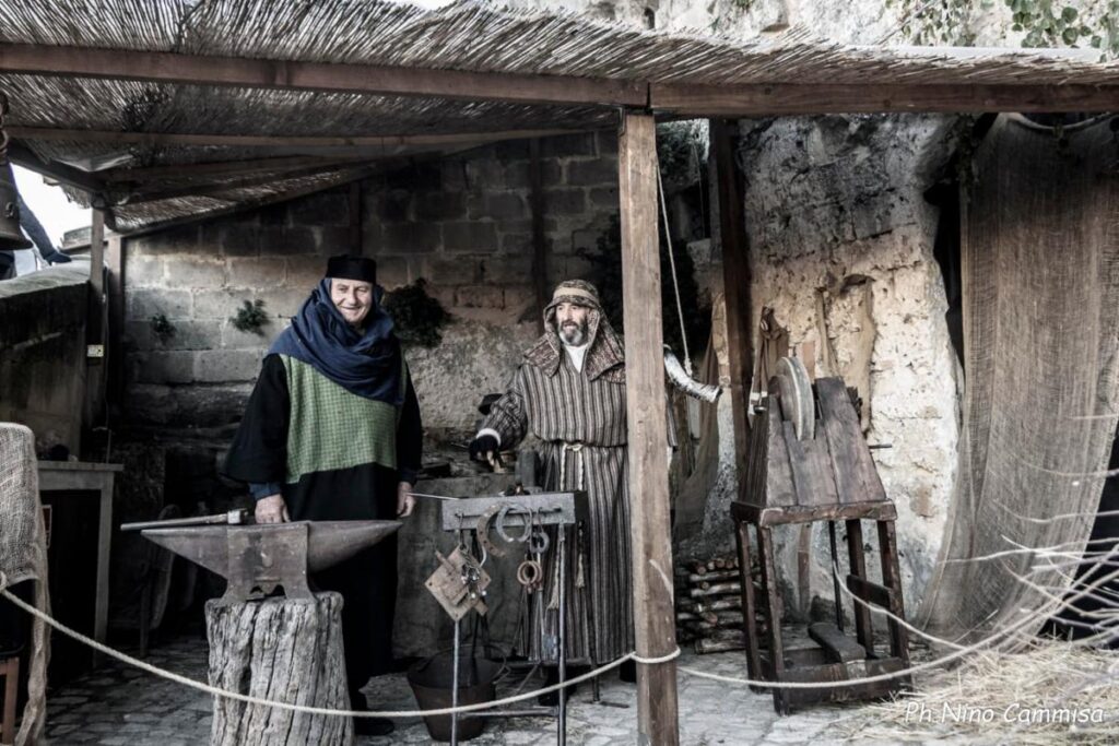 I VOLONTARI IL CUORE PULSANTE DEL “PRESEPE VIVENTE NEI SASSI DI MATERA” volontari,presepe vivente