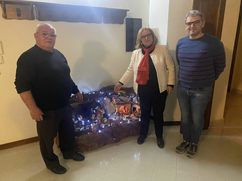 Un maestro imprenditore e il suo apprendista le nuove statuine dei presepi degli Arcivescovado di Matera e Tursi arcivescovado,matera