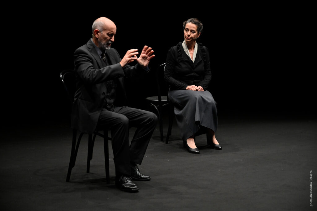 Venerdì 26 gennaio - Copenhagen di Michael Frayn al Teatro Comunale di Leverano teatro