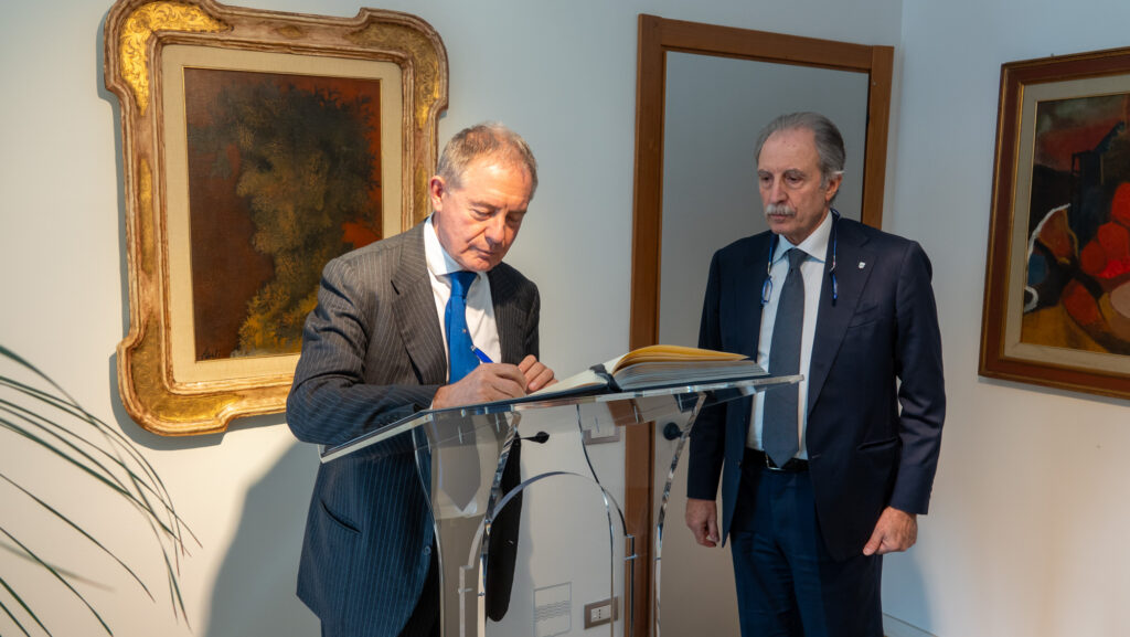 Bardi: “Oltre 500 mln per accompagnare la Basilicata verso la transizione industriale” bardi,basilicata