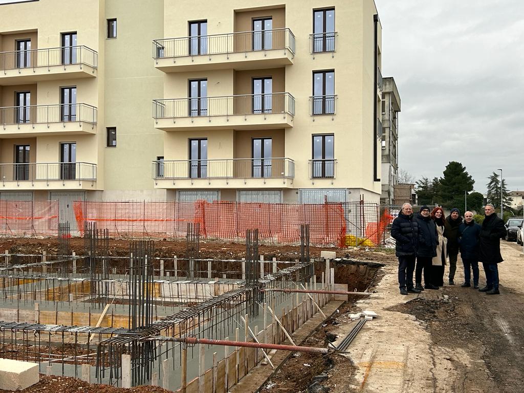 ATER Matera: posata la “prima pietra" per 18 Nuovi Alloggi di Edilizia Residenziale Pubblica Sovvenzionata a Irsina. ater matera,irsina,alloggi,edilizia
