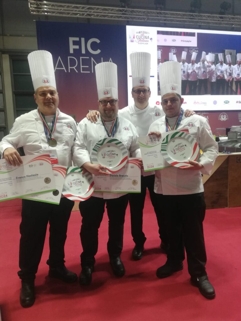 NUOVE MEDAGLIE PER I CUOCHI LUCANI AI CAMPIONATI DELLA CUCINA ITALIANA A RIMINI campionati,cuochi