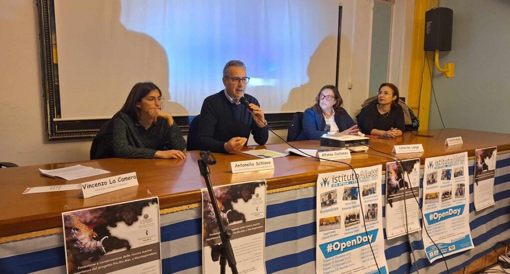 Trebisacce. Studenti dell’Aletti scoprono Pro.Bio.Mar.Azioni concrete per protezione risorse marine trebisacce,studenti