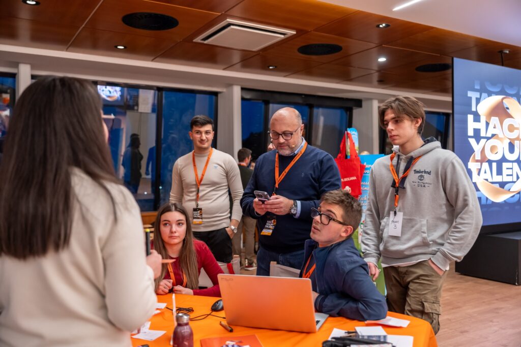 IDEE PER UN FUTURO SEMPRE PIU’ SOSTENIBILE. CONCLUSA LA TERZA EDIZIONE DI HACK YOUR TALENT CON OLTRE 100 GIOVANI CHE HANNO IMMAGINATO PROGETTI INNOVATIVI futuro,talent,giovani,progetti