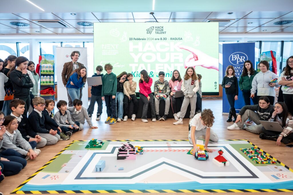 IDEE PER UN FUTURO SEMPRE PIU’ SOSTENIBILE. CONCLUSA LA TERZA EDIZIONE DI HACK YOUR TALENT CON OLTRE 100 GIOVANI CHE HANNO IMMAGINATO PROGETTI INNOVATIVI futuro,talent,giovani,progetti
