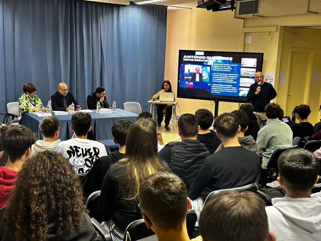 Liceo della Transizione Ecologica e Digitale di Policoro: gli studenti Propongono Piano di Riqualificazione Energetica Accolto dalle Istituzioni Locali liceo,digitale,ocaloi