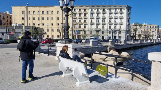 13-03-24-posizionate-tre-coppie-di-pedaliere-sul-lungomare-di-Bari_2