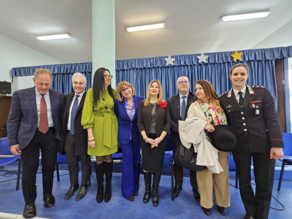Scuola, Campania seconda in Italia per abbandono scolastico campania