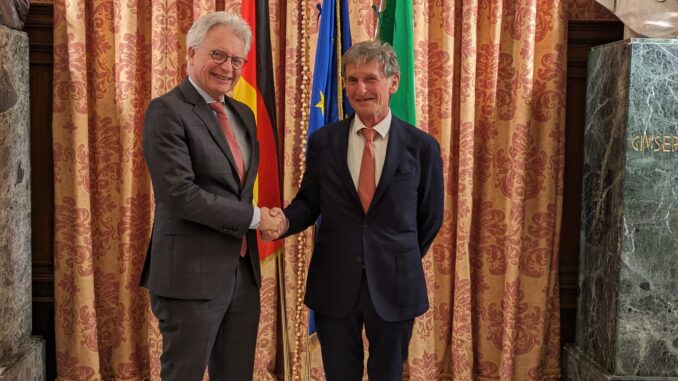 7-3-24 il vicesindaco Di Sciascio a colloquio con l'ambasciatore tedesco a Palazzo di Città_2