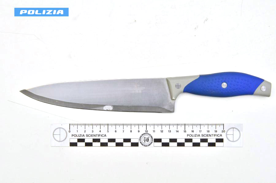Rapina 6 mila euro in un centro scommesse di Matera, arrestato dalla Polizia di Stato 27enne georgiano matera