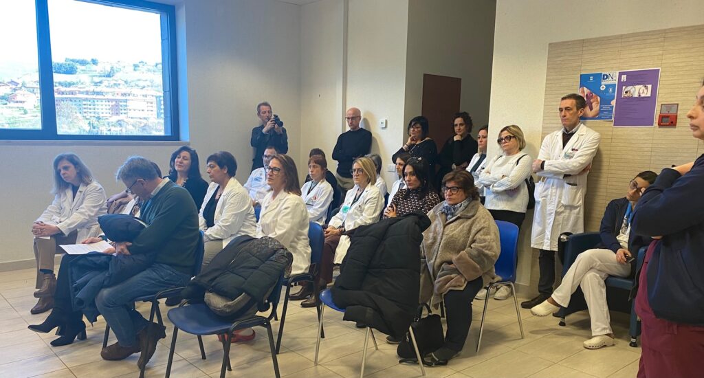 Giornata Fiocchetto Lilla: all’ospedale San Carlo di Potenza si inaugura un ambulatorio dedicato ai disturbi della nutrizione e dell’alimentazione ambulatorio