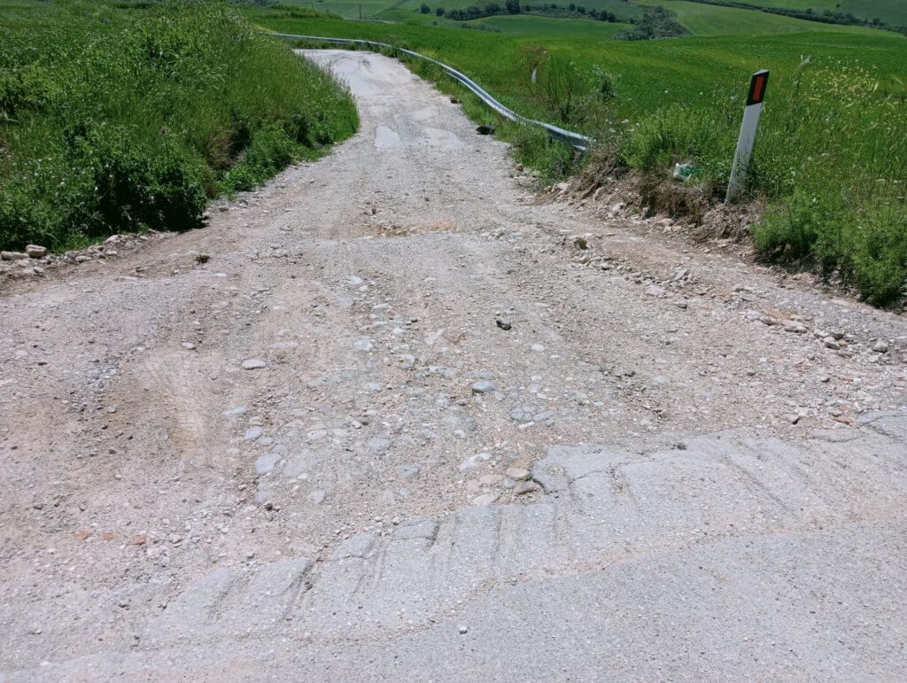 Lamiranda (ad Terre di Aristeo): nel Piano di viabilità della Provincia c’è qualche “buco” di troppo piano,viabilita