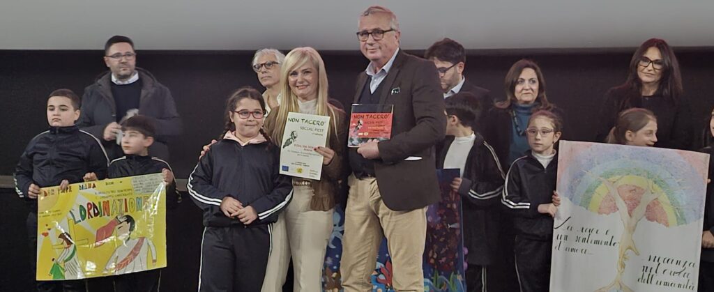 IL PRESIDENTE DELLA FONDAZIONE ANGELO VASSALLO SINDACO PESCATORE PREMIATO AL FESTIVAL NON TACERÒ Social Fest 2024 fondazione