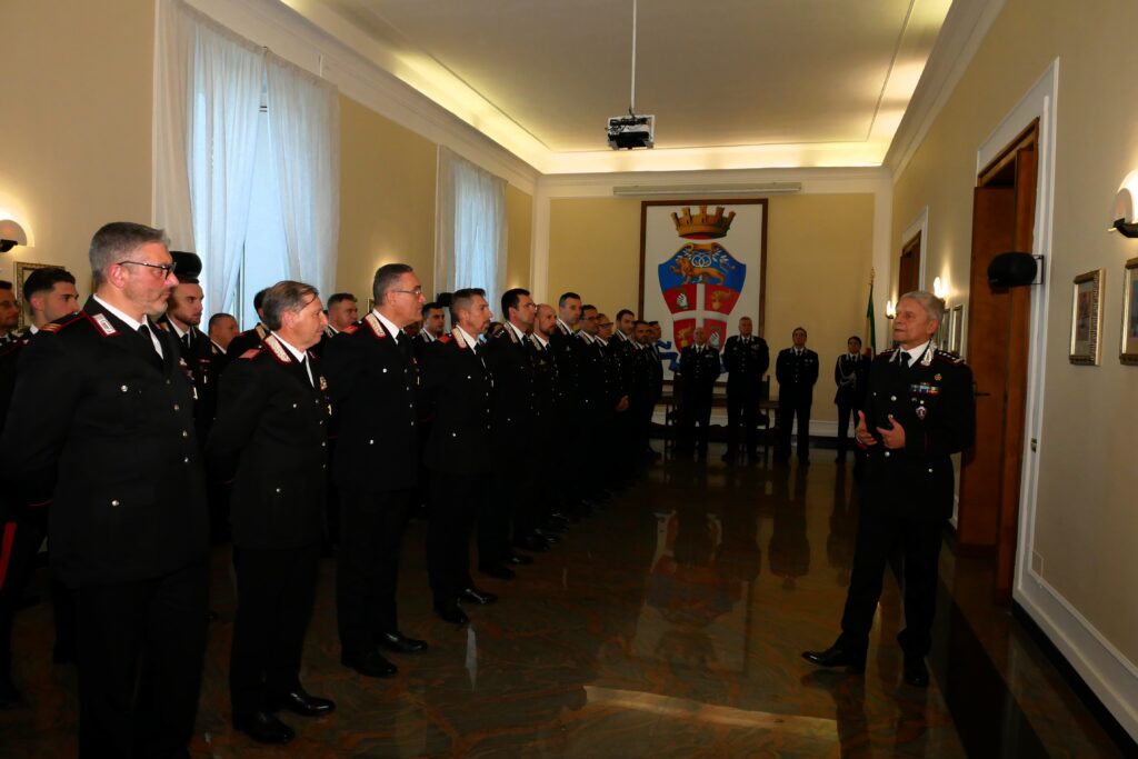 Il Generale de Vita ha visitato il Comando Provinciale dei Carabinieri di Bari. bari