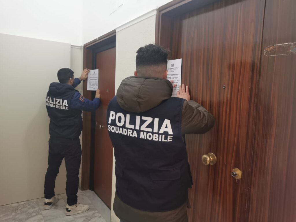 Potenza - Eseguite dalla Polizia di Stato quattro misure cautelari personali relative ad una procedura fallimentare potenza