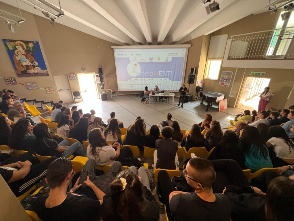 Progetto AllenaMenti: il giovane Alfonso Stigliani di Matera Alfiere della Repubblica. La soddisfazione del Presidente di Upi Basilicata Matera