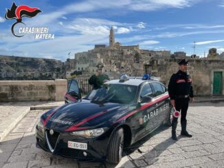 MATERA : MINACCE AI GENITORI PER ESTORCERE DENARO. 43ENNE ARRESTATO DAI CARABINIERI.