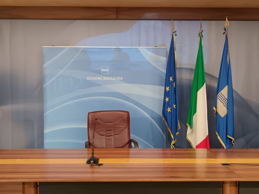 ELEZIONI REGIONALI, SI LAVORA SALA STAMPA H 24 elezioni regionali