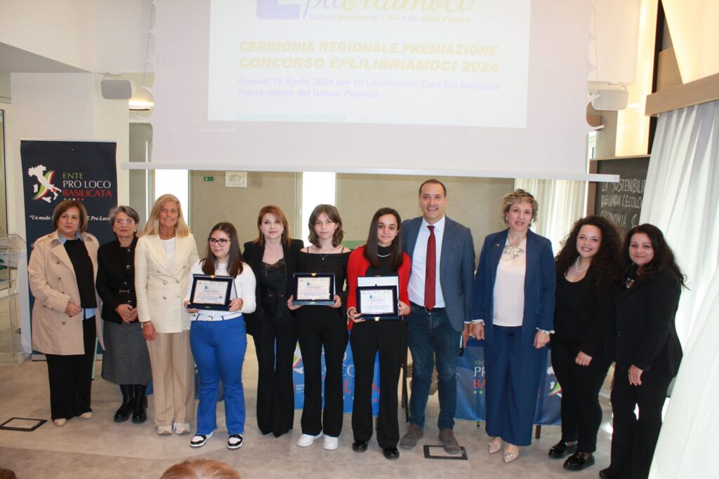 Consegnati a Potenza i premi ai vincitori lucani del concorso nazionale Eplibriamoci promosso da Ente Pro Loco Italiane potenza,lucani