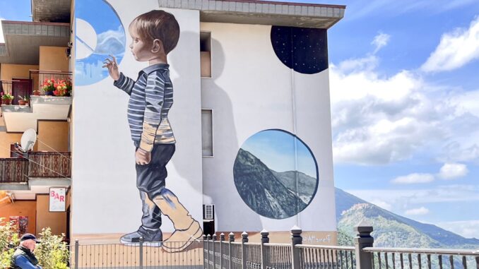 IL-NUOVO-MURALES-REALIZZATO-A-VIETRI-DI-POTENZA-1