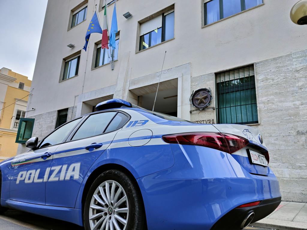 Polizia di Stato: Mandato di arresto europeo per un uomo di 34 anni, residente a Montescaglioso. polizia di stato