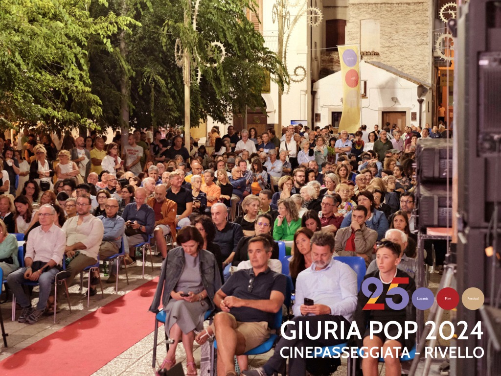 CINEPASSEGGIATA A RIVELLO: IL BORGO SOSPESO SU TRE COLLI, SET NARRATO PER IL FILM - SHINING - DI STANLEY KUBRICK cinepasseggiata