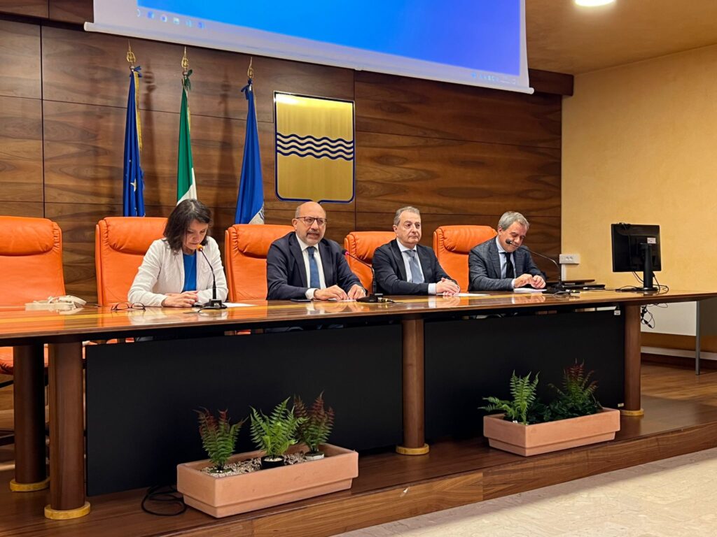 Latronico: al via in Basilicata la digitalizzazione dei procedimenti amministrativi delle fonti energetiche rinnovabili e del deposito oli latronico